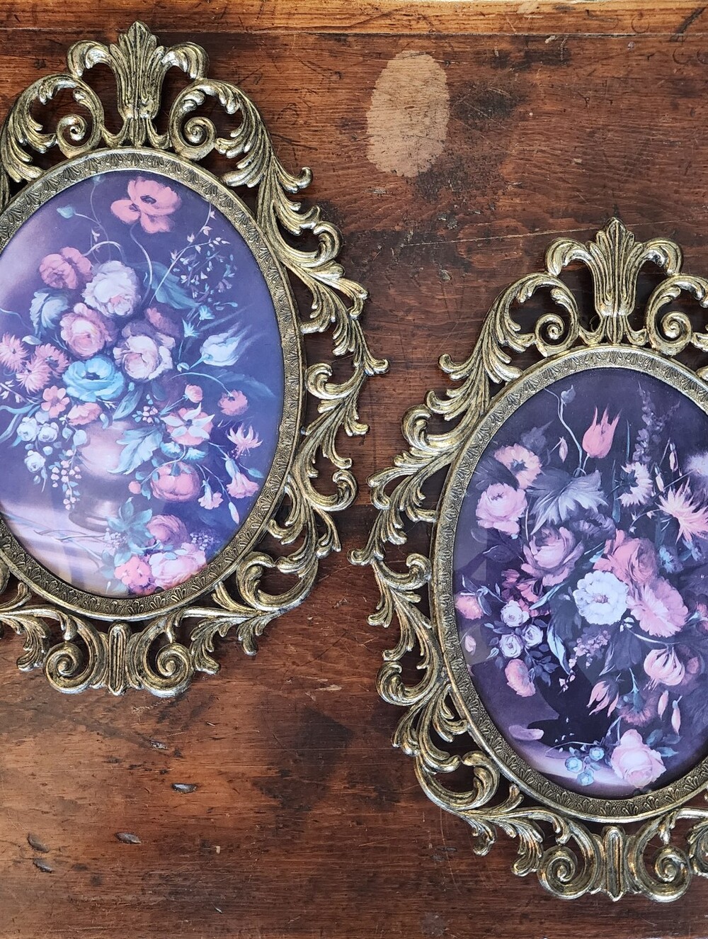 Vintage Set of 2 Italian Floral Ornate Brass Frames Convex Bubble Glass 10"x13"